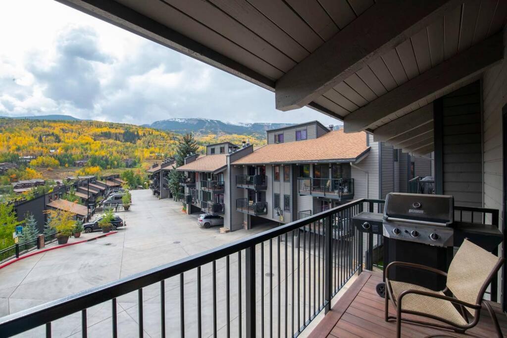 Updated 3 Bedroom 2 Ba With Pool & Hot Tub - Stunning Mountain Views! Snowmass Village Esterno foto