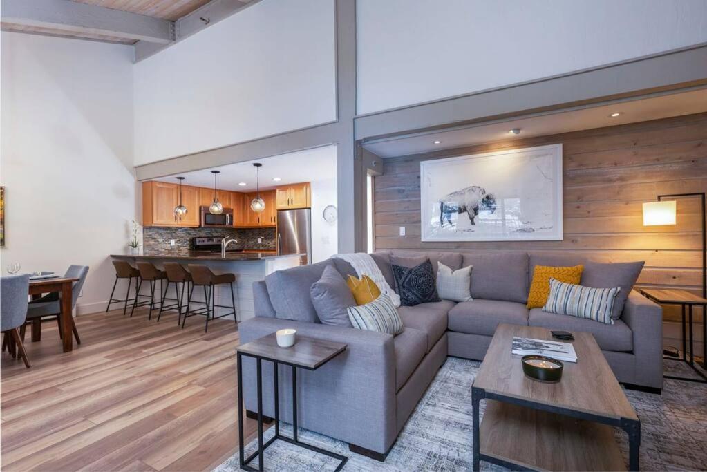 Updated 3 Bedroom 2 Ba With Pool & Hot Tub - Stunning Mountain Views! Snowmass Village Esterno foto