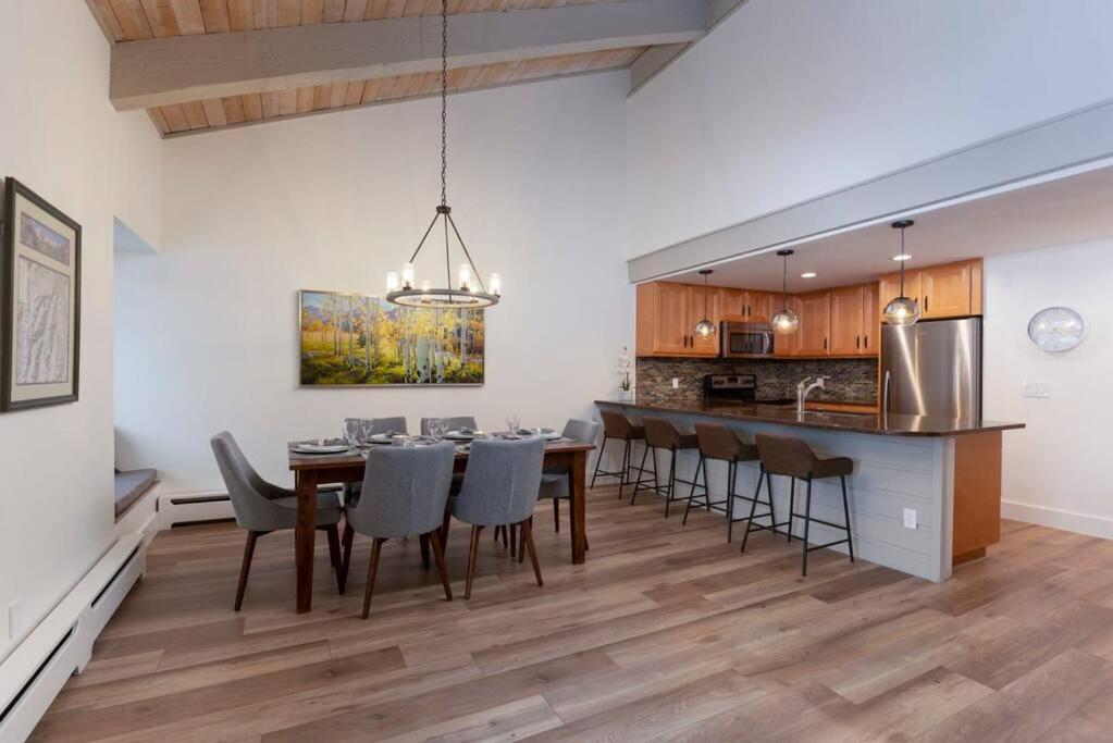 Updated 3 Bedroom 2 Ba With Pool & Hot Tub - Stunning Mountain Views! Snowmass Village Esterno foto