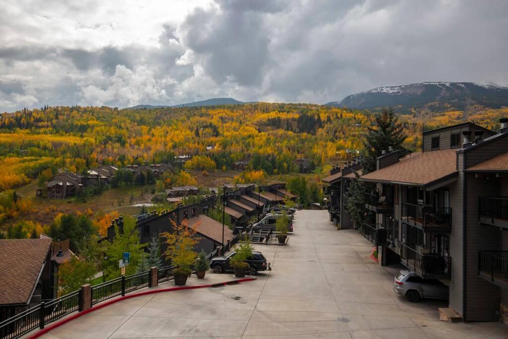Updated 3 Bedroom 2 Ba With Pool & Hot Tub - Stunning Mountain Views! Snowmass Village Esterno foto