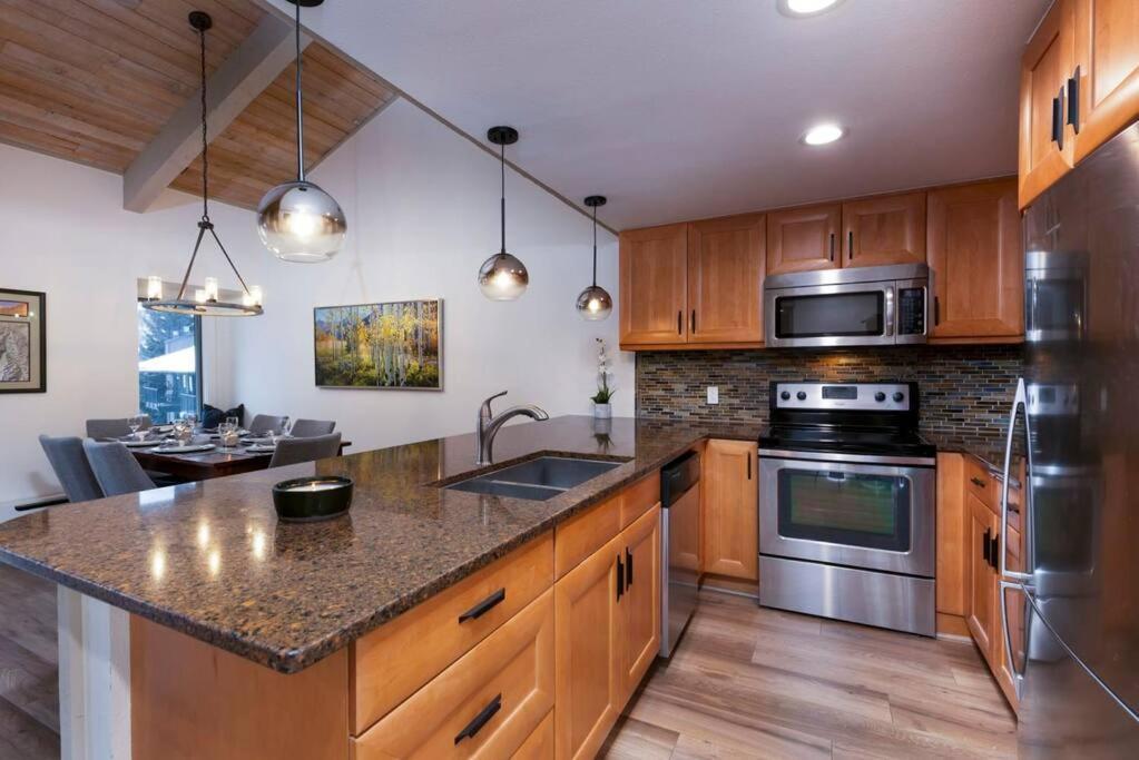 Updated 3 Bedroom 2 Ba With Pool & Hot Tub - Stunning Mountain Views! Snowmass Village Esterno foto